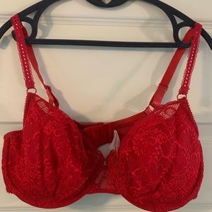 Jezebel 38D Red Lace Bra
